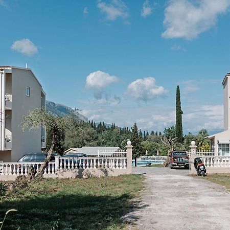Pelithea Family Aparthotel Ypsos Exterior foto